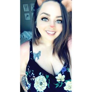 Meet your Posher, Savannah